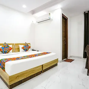 fabhotel-silver-crown.hotelsdelhi.org/