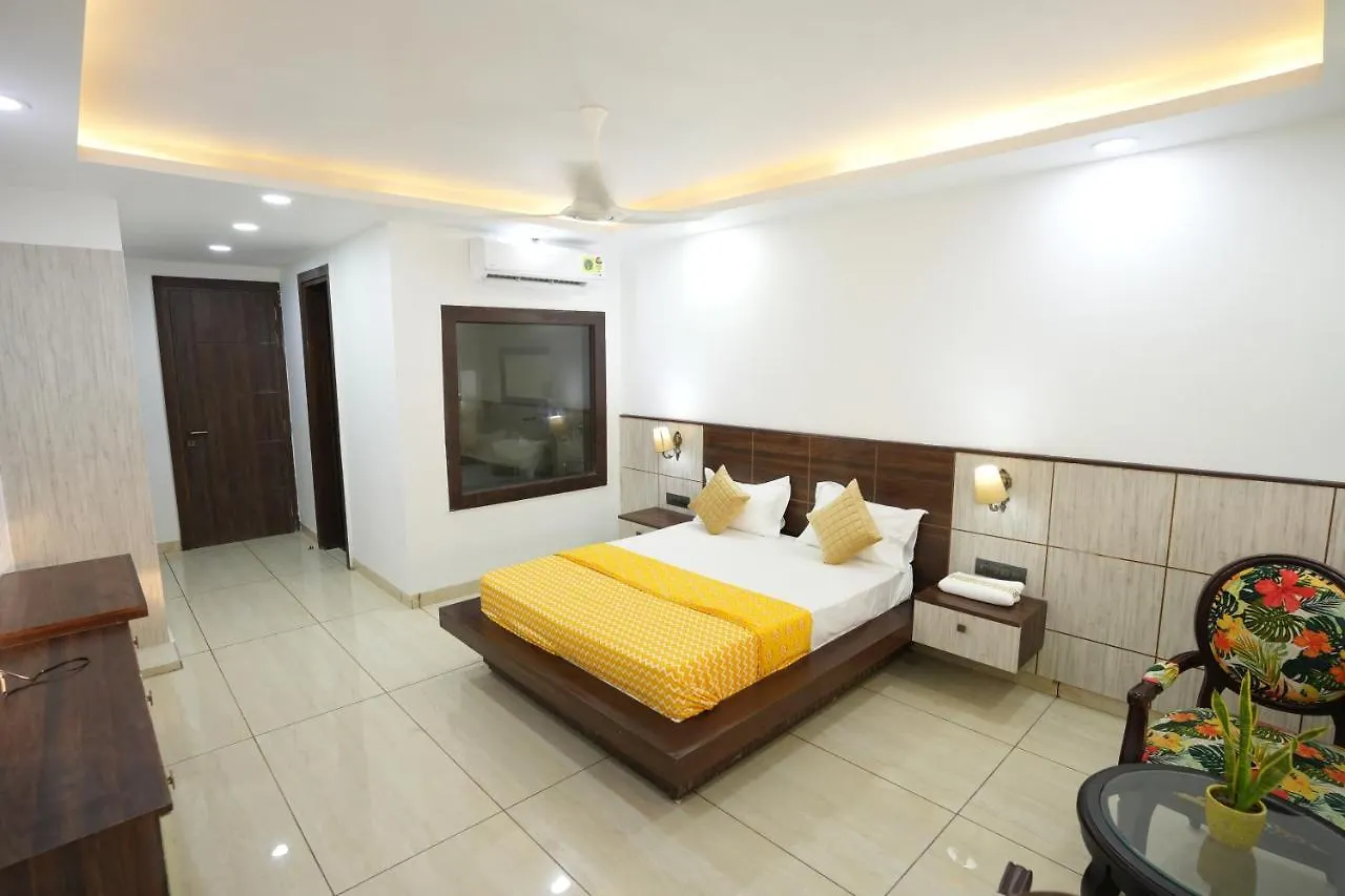 The Desire Cyberhub Hotel Gurgaon Guest house