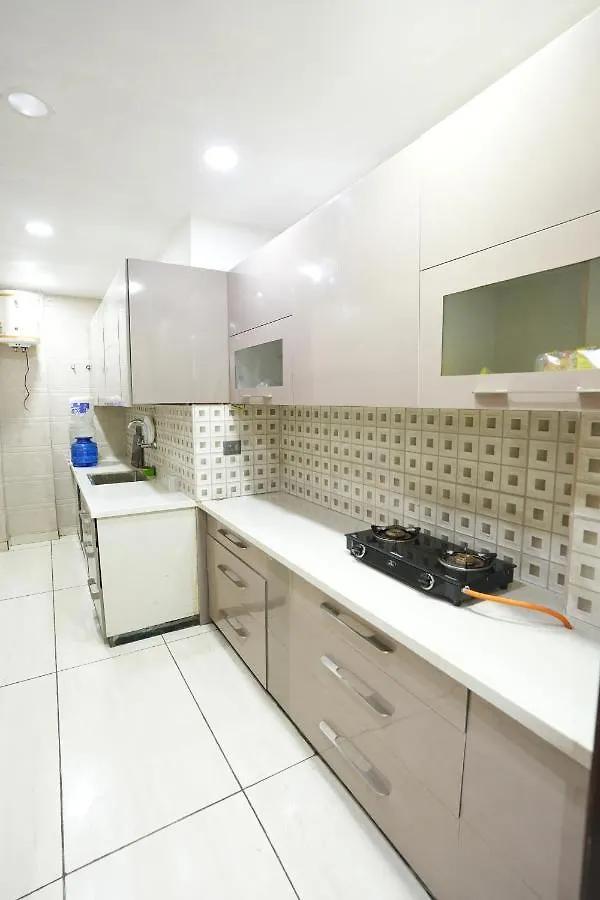 The Desire Cyberhub Hotel Gurgaon Guest house